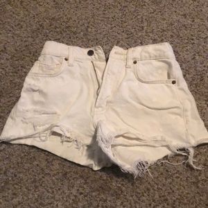 White jean shorts with polka dots